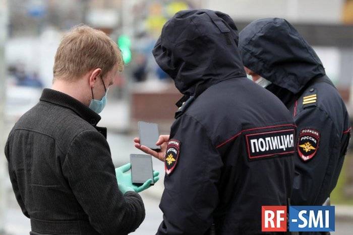 Власти Москвы закупят 10 тысяч смартфонов для полицейских