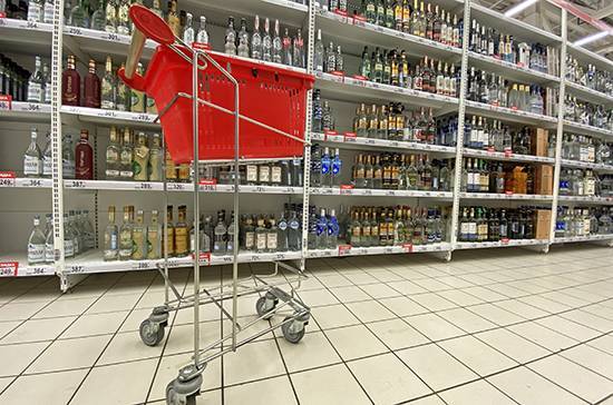 Свердловская область первая на Урале ограничила продажу спиртного на период пандемии