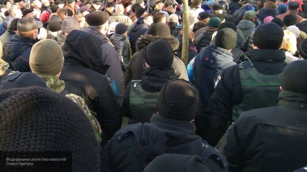 Жители Владикавказа нарушили самоизоляцию и вышли на незаконный митинг
