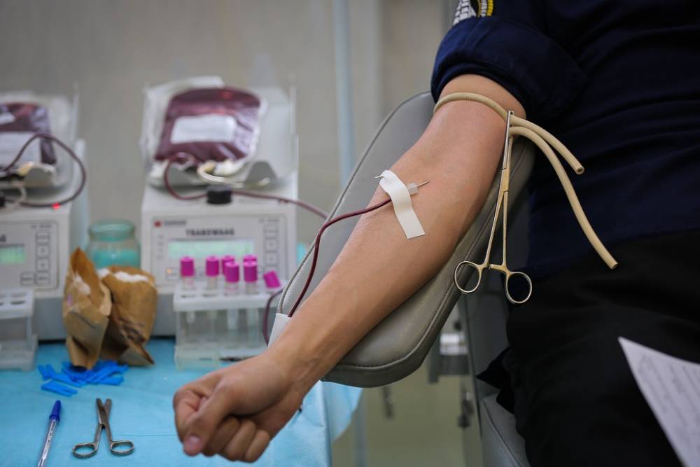 Москвичам рассказали, где можно сдать кровь в помощь пациентам