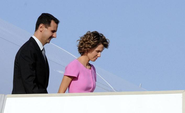 Al Modon: абсурдное поведение Асада и его жены угрожает российским интересам