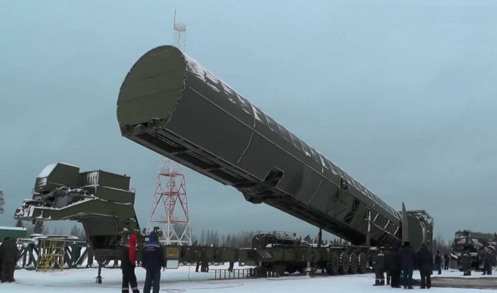 Военный эксперт Леонков рассказал об уникальности боевых ракет "Сармат"
