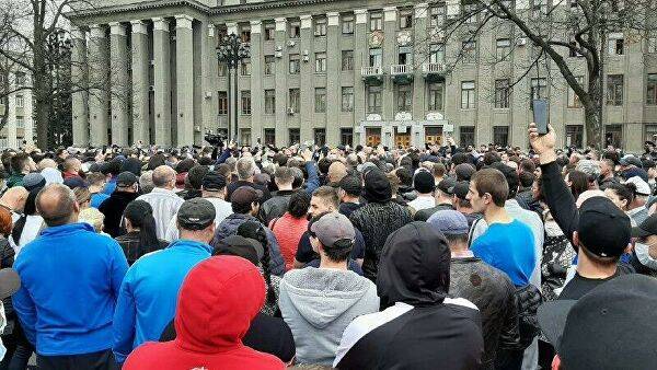 Полиция Владикавказа сообщила о 69 задержанных на акции против самоизоляции