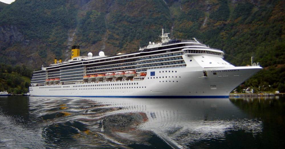 Экипаж лайнера Costa Atlantica в Японии заразился коронавирусом