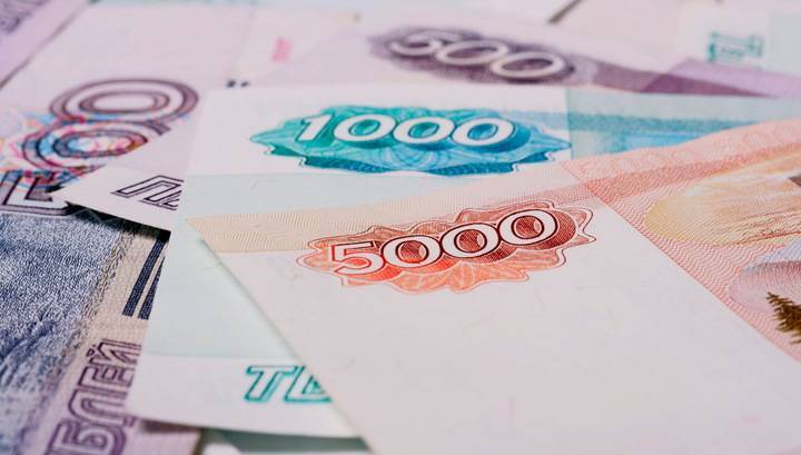 Российские банки в марте одобрили меньше заявок на розничные кредиты