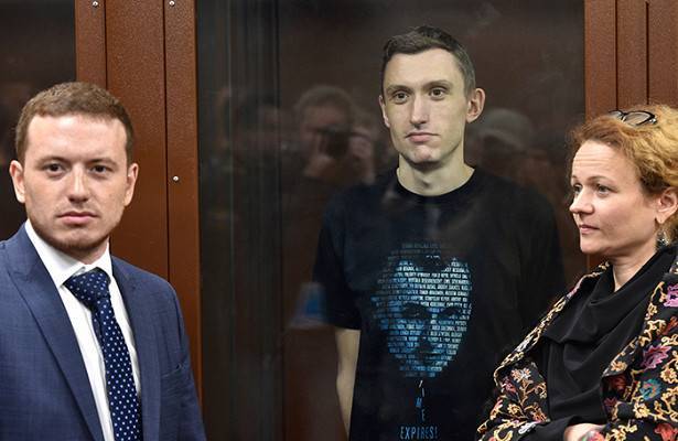 Мосгорсуд смягчил приговор гражданскому активисту Котову
