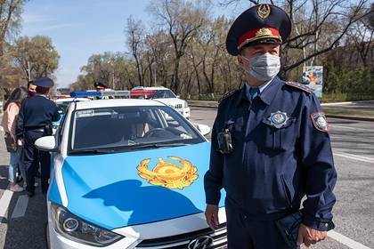 Казахстан начал смягчать карантин