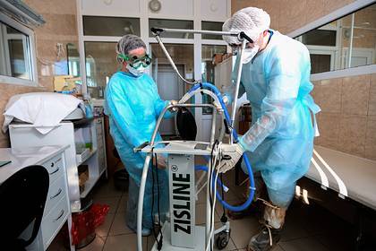 Пульмонолог рассказал о «жутких» условиях работы с коронавирусом в России