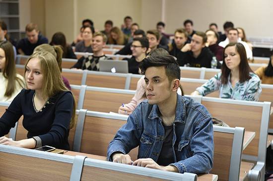 В программе трудоустройства студентов в университетах участвуют более 70 вузов