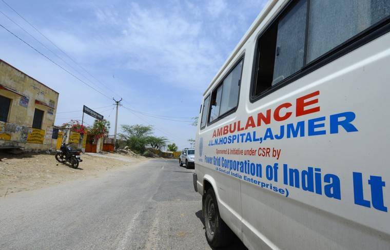 В Индии 12-летняя девочка умерла от истощения, не дойдя 50 км до дома