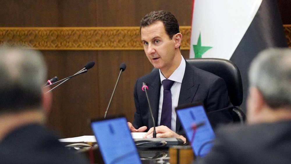 Асад заявил, что США пытаются использовать коронавирус в политических целях