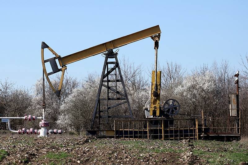 В Кремле назвали "свистопляской" обвал нефтяных рынков