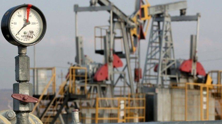 В Кремле отреагировали на ситуацию с рекордным падением цен на нефть