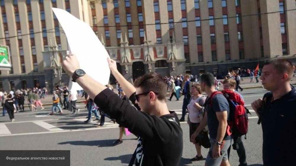 Маркелов: оппозиция побоится идти на митинги из-за страха перед законом