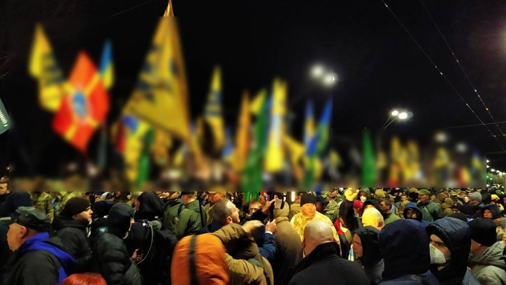 Коронавирус усугубляет раскол Украины
