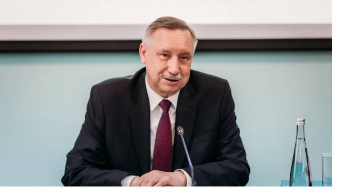 Губернатор признал нехватку СИЗ и ИВЛ в Петербурге