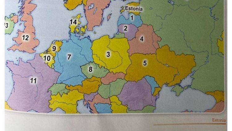 Украинцы возмутились эстонским учебником с российским Крымом