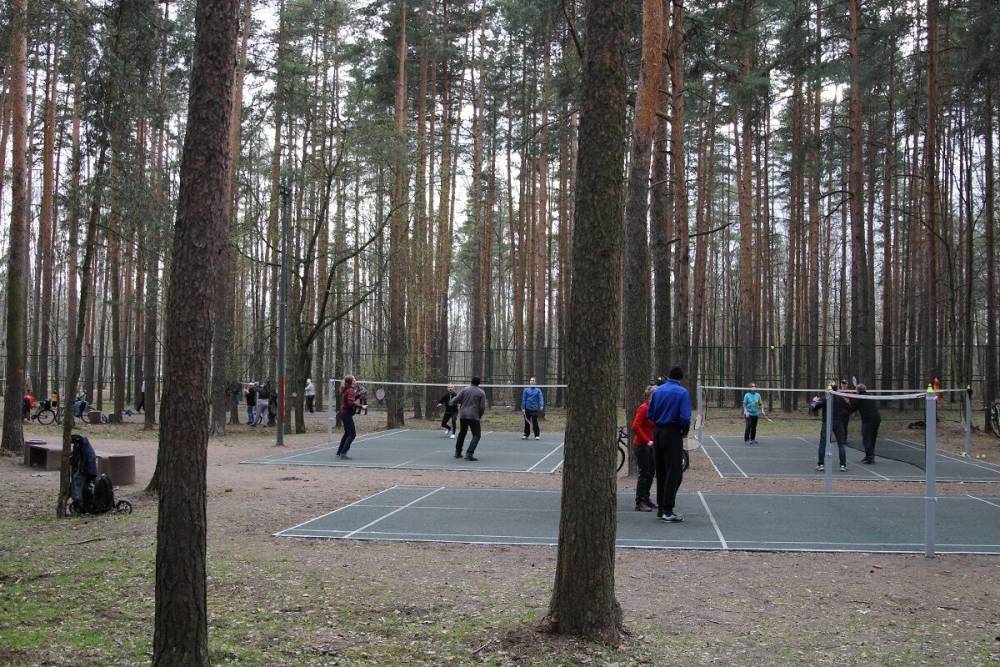 В здоровом теле здоровый вирус: спортсмены Петербурга наводнили парки вопреки самоизоляции