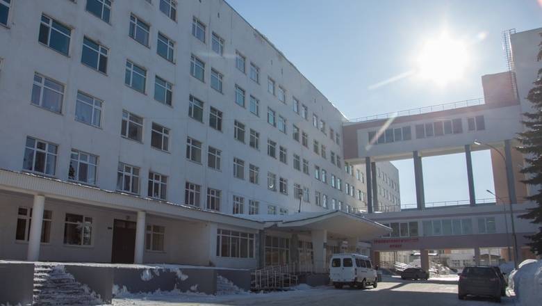 Семеро человек сбежали из закрытой на карантин больницы в Уфе, двое из них врачи