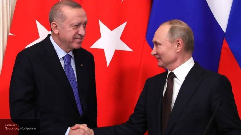 Путин и Эрдоган по телефону обсудили ситуацию с распространением коронавируса