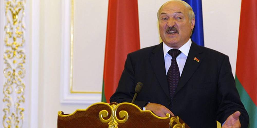 Лукашенко пообещал достать "попрятавшихся в Москве" авторов неугодных Telegram-каналов