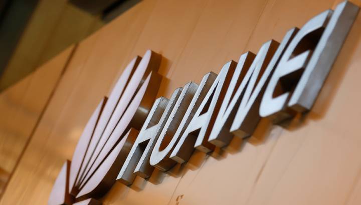 Рост выручки Huawei резко замедлился