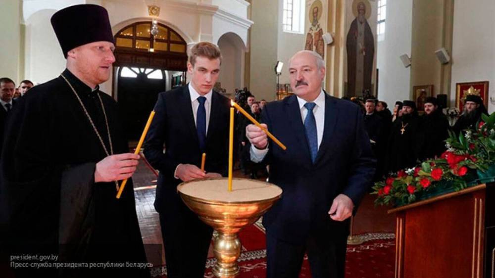 Возмужавший 15-летний сын Лукашенко влюбил в себя пользователей Сети