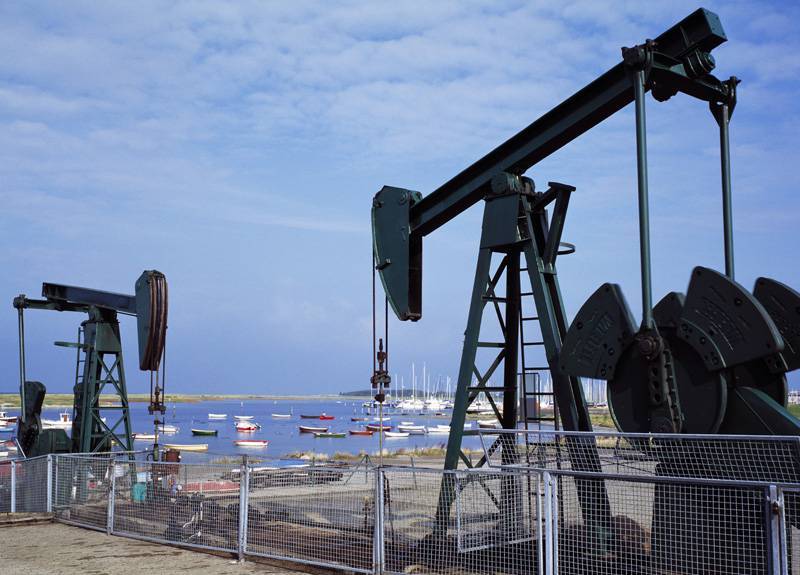 Обвал цен на нефть: причины и последствия