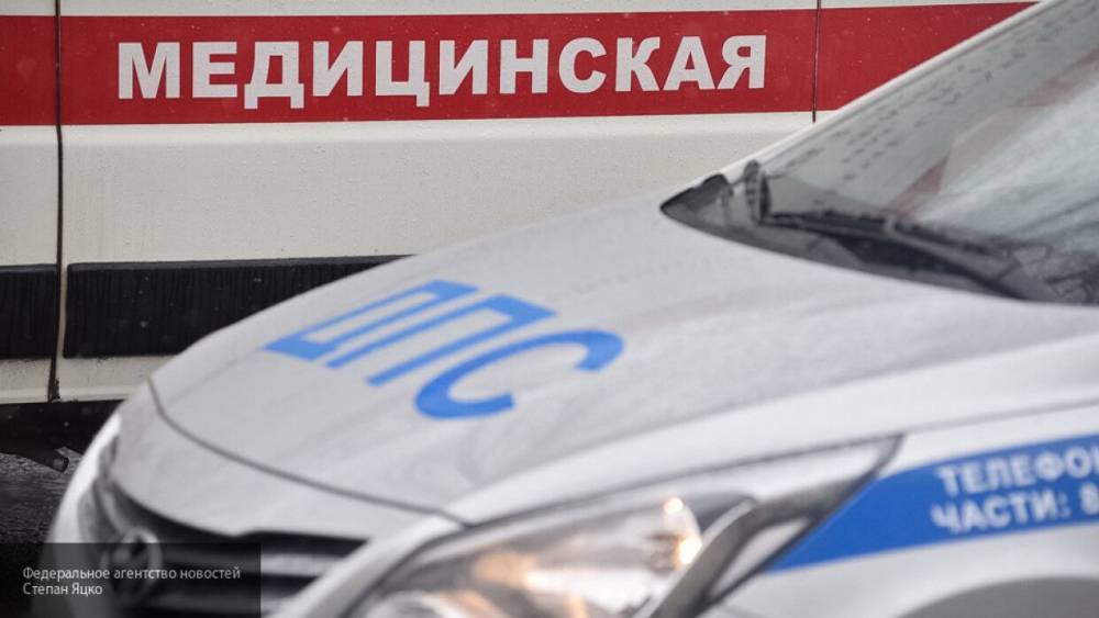 Трупы двух подростков нашли в подъезде жилого дома в Москве