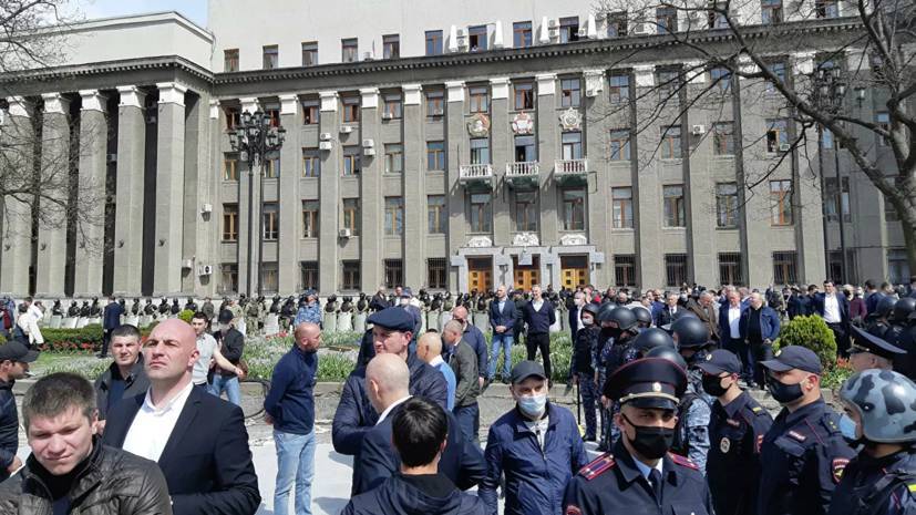 Суд отправил под арест 14 участников митинга во Владикавказе