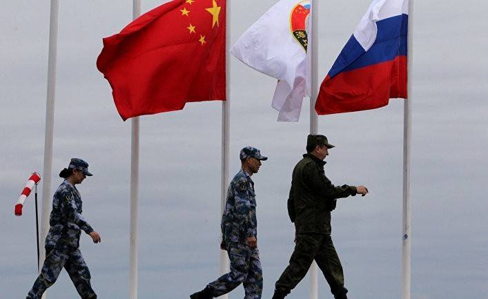 Нихон кэйдзай: американская угроза подталкивает Россию и Китай к сближению