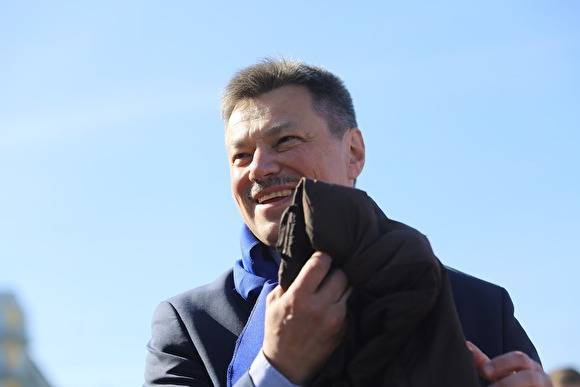 Депутат Госдумы Андрей Ветлужских ушел на самоизоляцию и провел из брифинг из дома