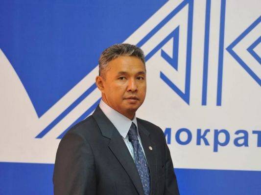 Депутат требует вернуть в казахстанские медвузы профессию эпидемиолога