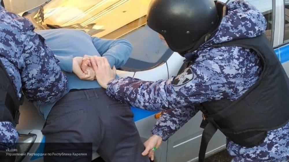 СК опубликовал кадры задержания готовившего нападение на школу жителя Тюменской области