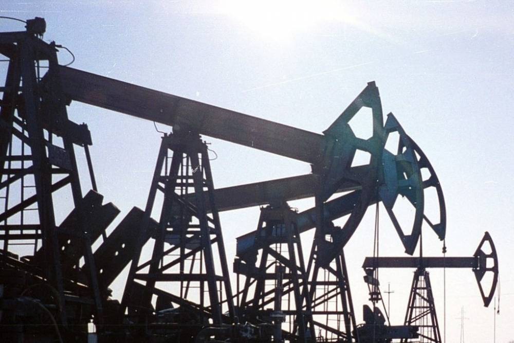 Песков рассказал о ситуации с нефтью: Момент нелегкий
