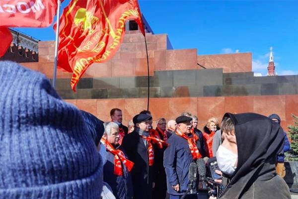 Либерал-демократы ужаснулись митингу коммунистов в честь Ленина вопреки самоизоляции