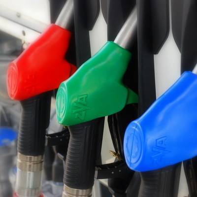 В России сократились продажи бензина на 40-50%, продажи дизеля упали на 30%