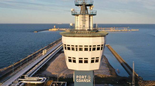Польша остановила импорт российской нефти по морю