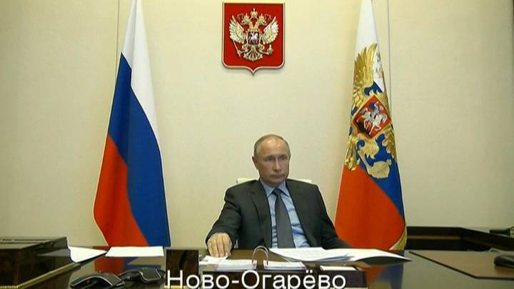 "Нам нужно сейчас": Путин поручил помочь со строительством больницы в Воронеже