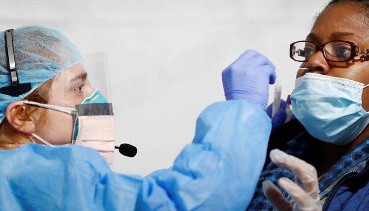 Мэр Нью-Йорка анонсировал план массового тестирования на коронавирус