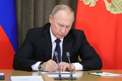 Путин уволил заместителя главы Следственного комитета