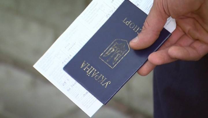 Иностранцам в Москве разрешили работать без патента до 15 июня