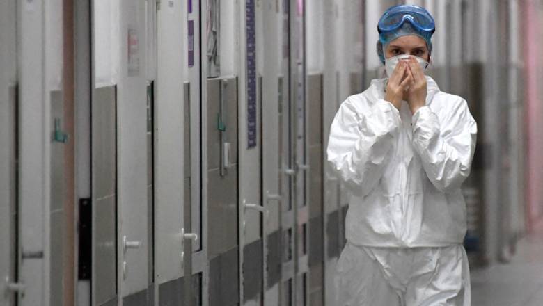 В больнице Подмосковья пожаловались ФСБ на заражение коронавирусом 52 сотрудников