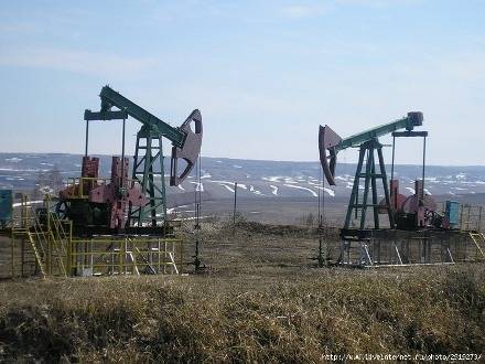 Из-за падения цен на нефть часть нефтедобывающих предприятий Пермского края останавливает работу