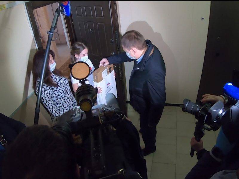 Как воронежский лидер ЕР Владимир Нетесов дискредитировал власть и благотворительную акцию #ПомогиУчитьсяДома