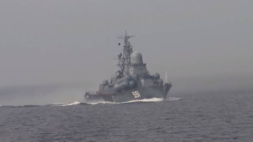 Стрельбы кораблей Балтийского флота по воздушным целям — видео