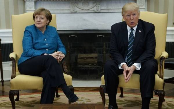 Меркель наперекор Трампу защитила ВОЗ