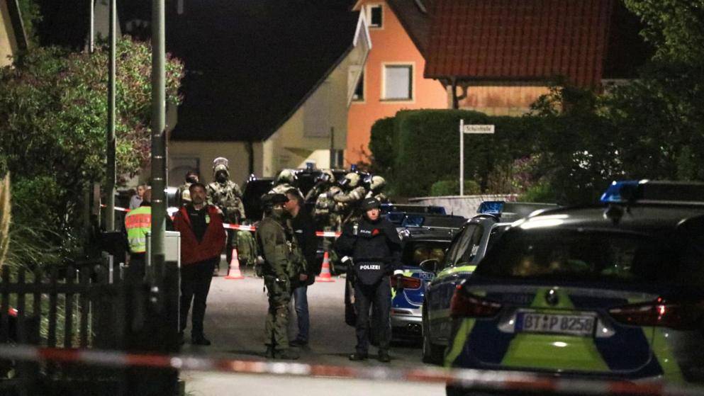 Масштабная полицейская операция: в Баварии мужчина угрожал взорвать дом