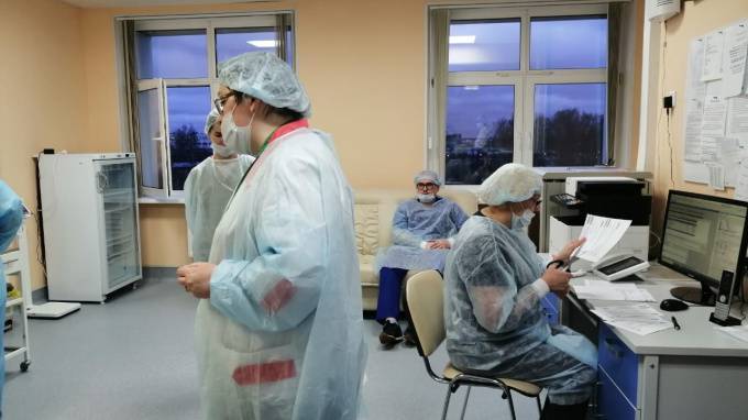 В комздраве Петербурга сообщили о перегрузке городской системы здравоохранения