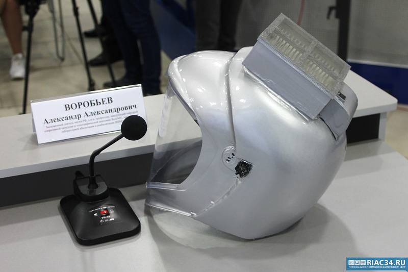 «Венец-34»: В Волгограде ученые разработали шлем для зашиты от коронавируса
